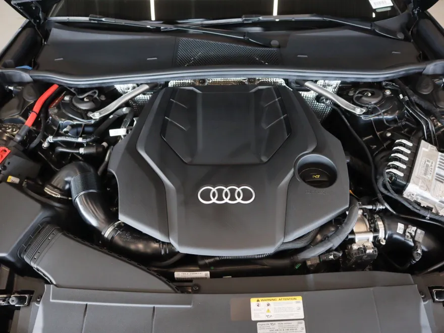 2025 Audi A6 Allroad Quattro Premium Plus photo 1