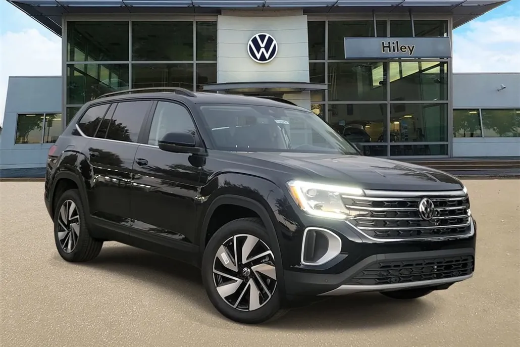 2026 Volkswagen Atlas SE Technology photo 1