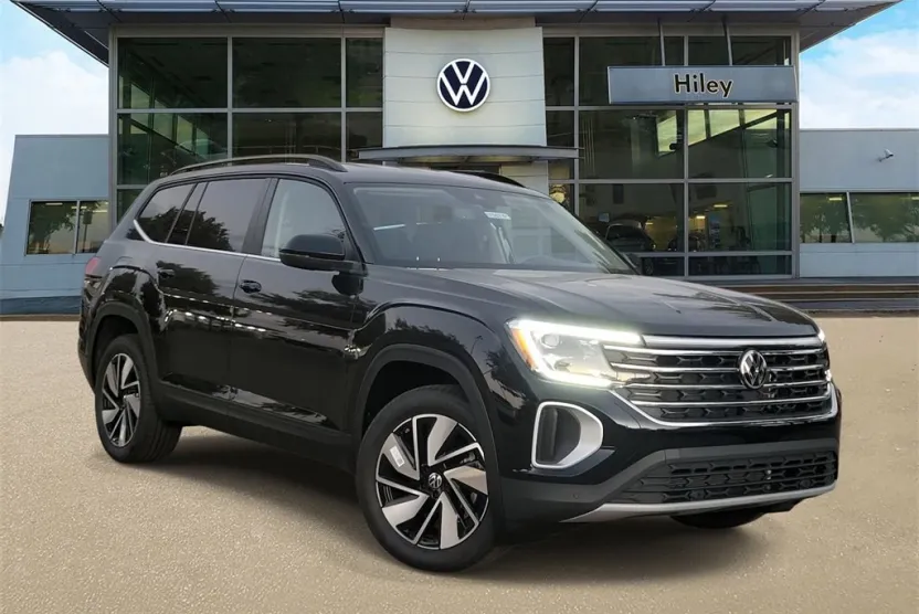 2026 Volkswagen Atlas SE Technology photo 1