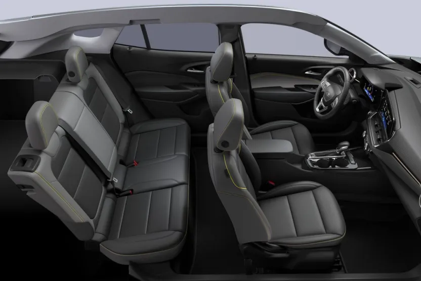 2025 Chevrolet Trax ACTIV photo 1