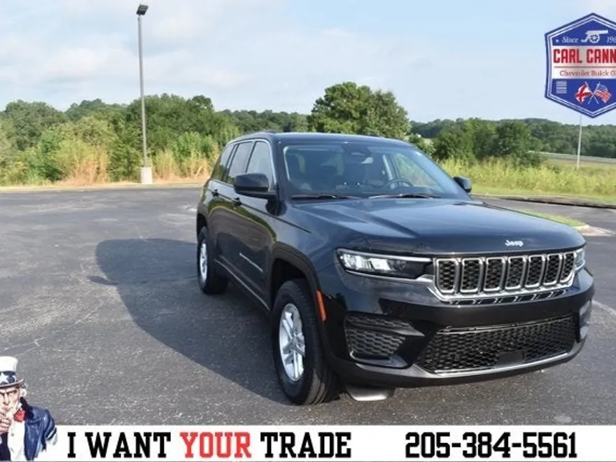 2024 Jeep Grand Cherokee Laredo photo 1