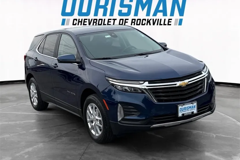 2022 Chevrolet Equinox LT photo 1