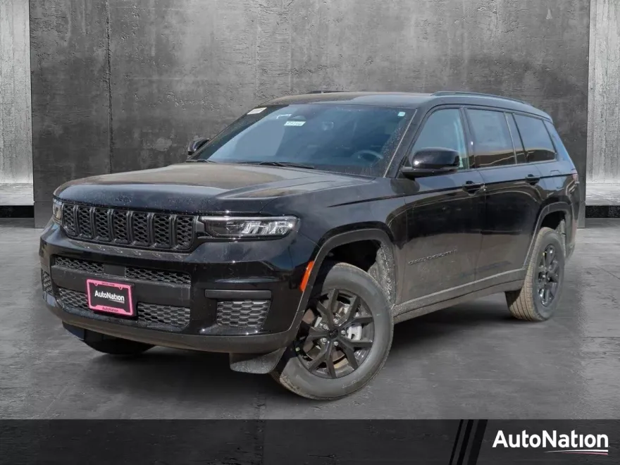 2025 Jeep Grand Cherokee Altitude photo 1