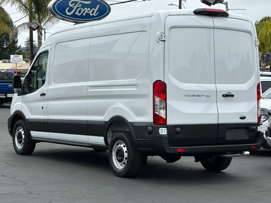 2025 Ford Transit Cargo Van photo 1