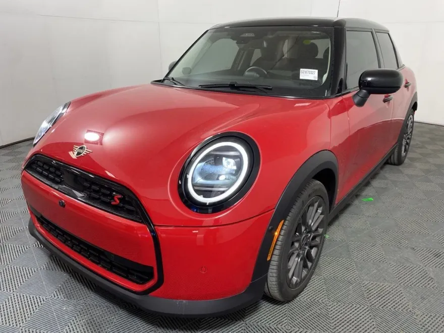 2025 Mini Cooper S Iconic photo 1