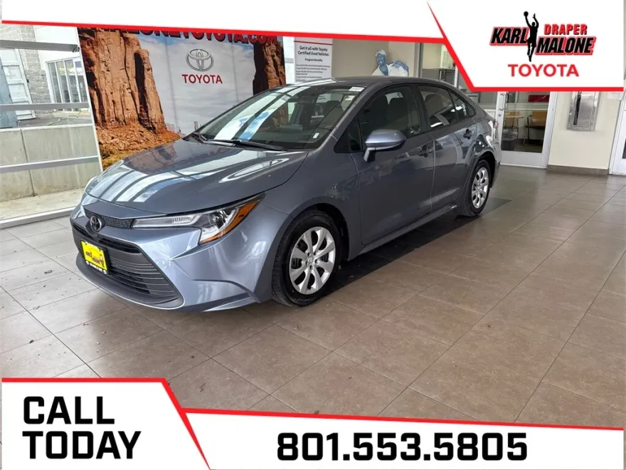 2024 Toyota Corolla LE photo 1