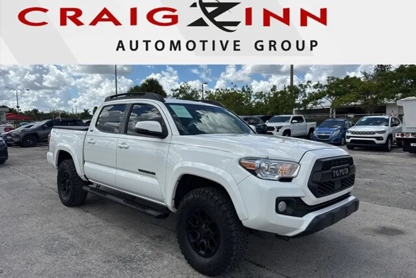 2022 Toyota Tacoma SR5 V6 photo 1
