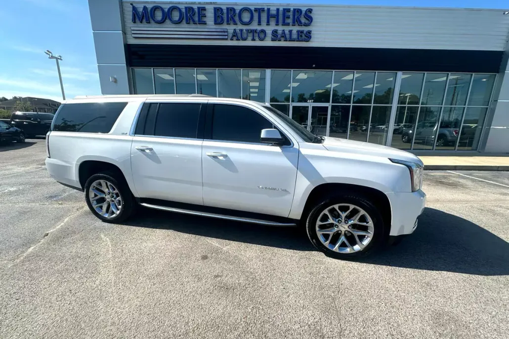 2019 Gmc Yukon XL SLT photo 1
