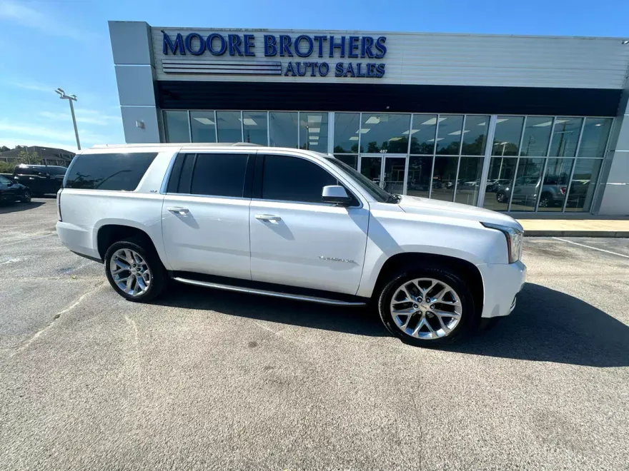 2019 Gmc Yukon XL SLT photo 1