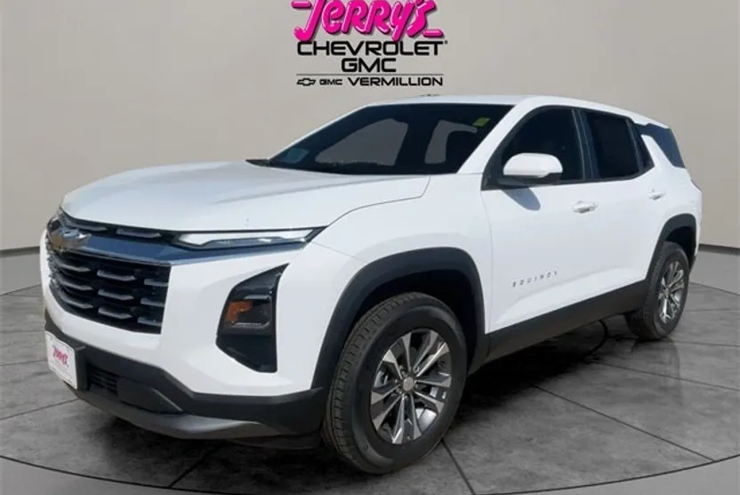 2026 Chevrolet Equinox LT photo 1