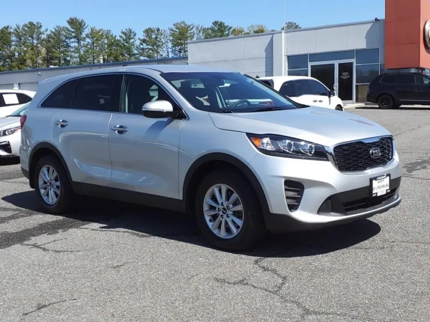 2020 Kia Sorento LX photo 1