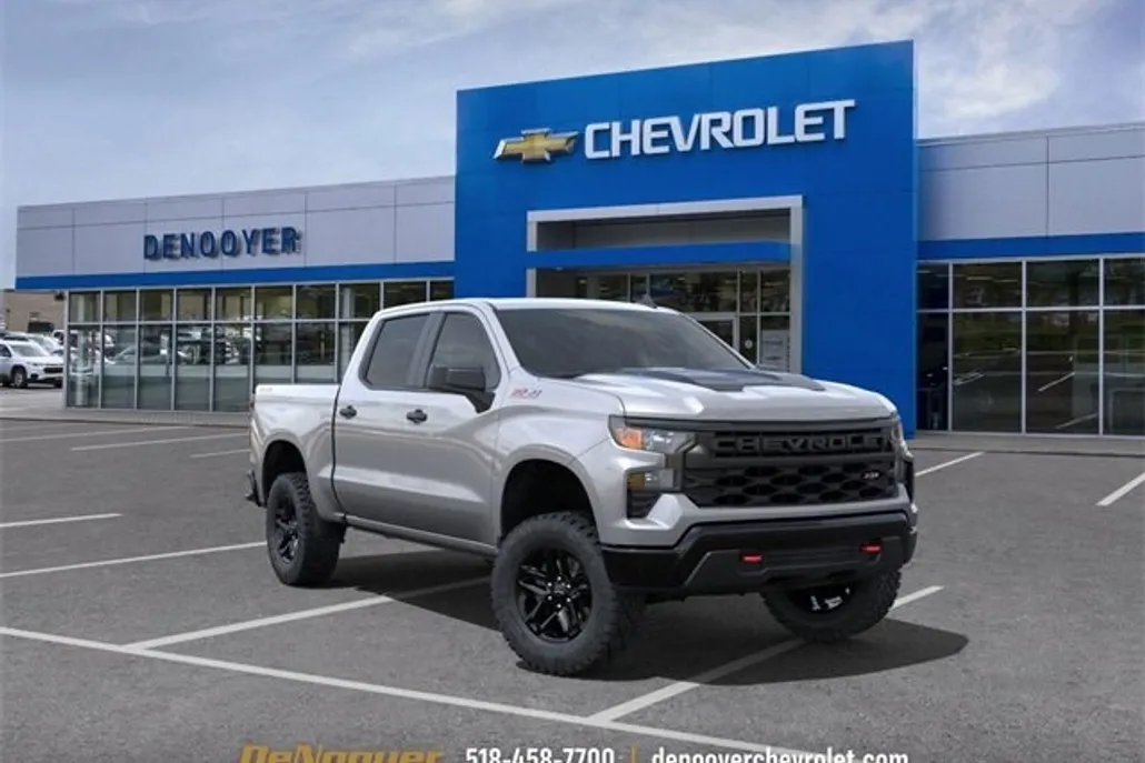 2025 Chevrolet Silverado 1500 Custom Trail Boss photo 1
