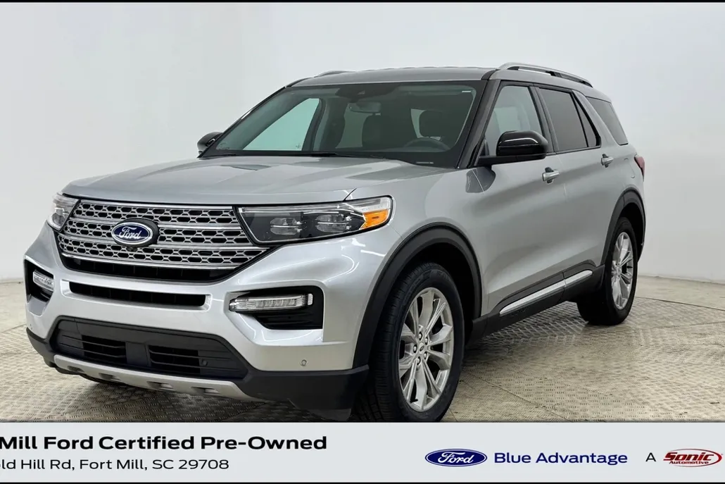 2024 Ford Explorer Limited photo 1