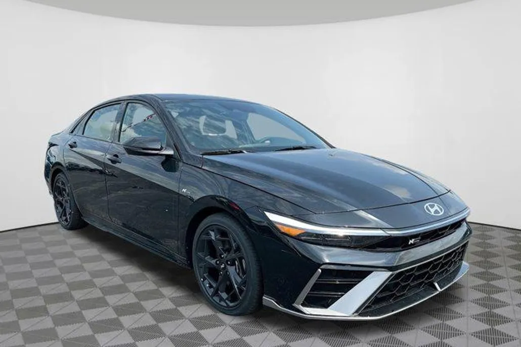 2025 Hyundai Elantra N Line photo 1