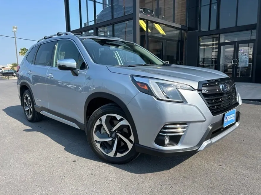 2024 Subaru Forester Touring photo 1