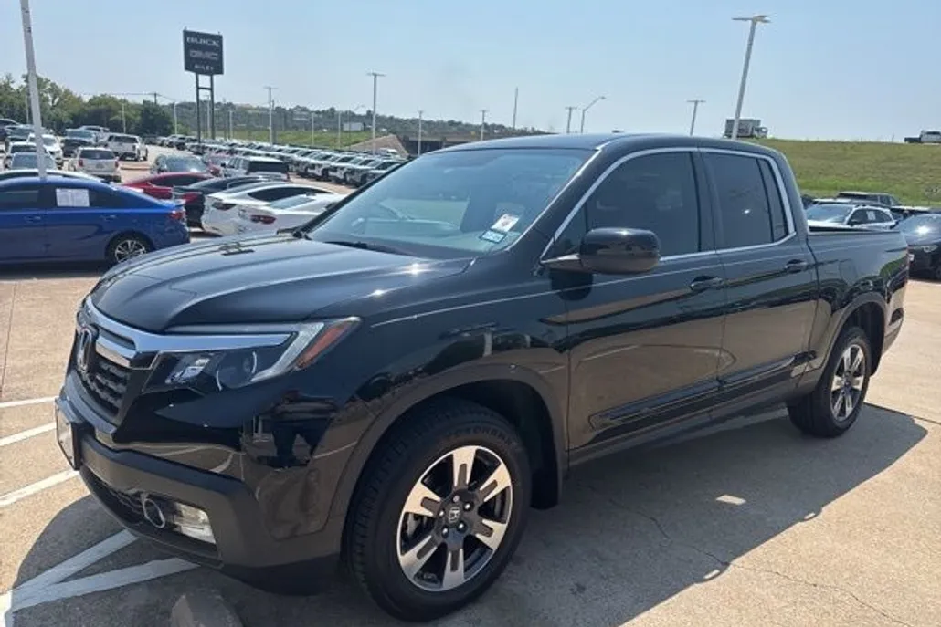 2018 Honda Ridgeline RTL-T photo 1