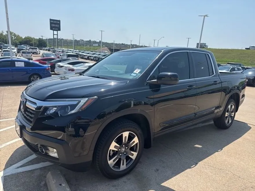 2018 Honda Ridgeline RTL-T photo 1