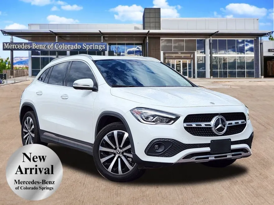 2021 Mercedes Benz GLA 250 4MATIC photo 1