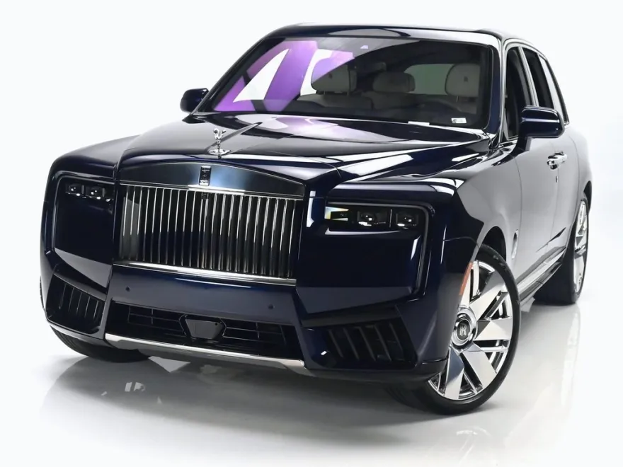 2025 Rolls Royce Cullinan RR photo 1