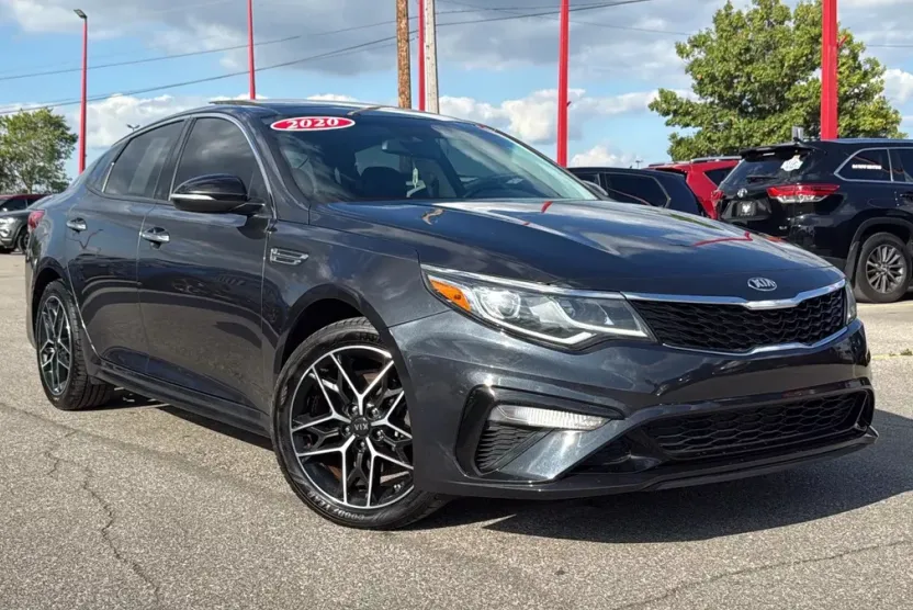 2020 Kia Optima LX SE photo 1