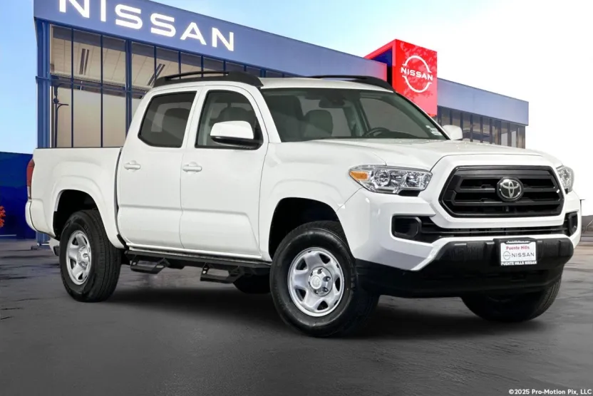2023 Toyota Tacoma SR V6 photo 1