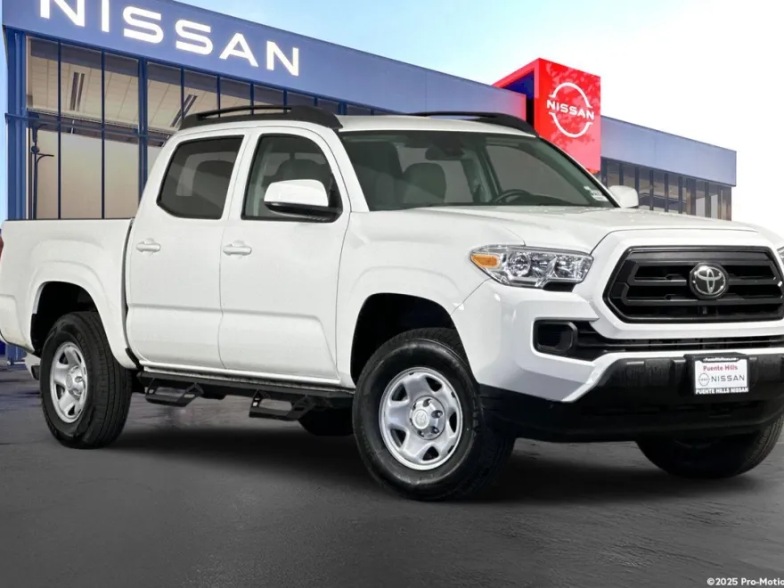 2023 Toyota Tacoma SR V6 photo 1