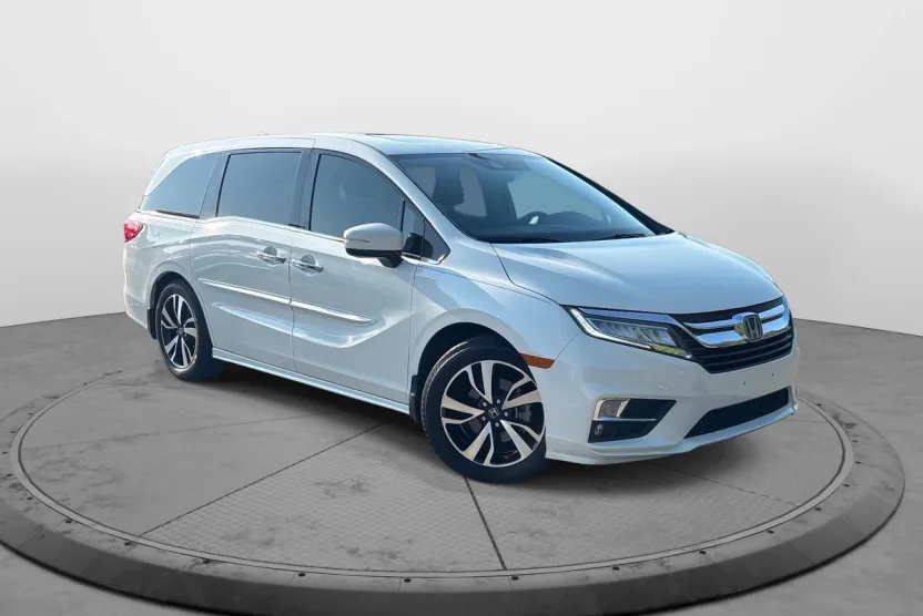 2018 Honda Odyssey Elite photo 1