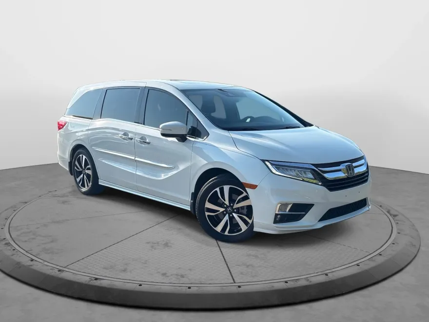 2018 Honda Odyssey Elite photo 1