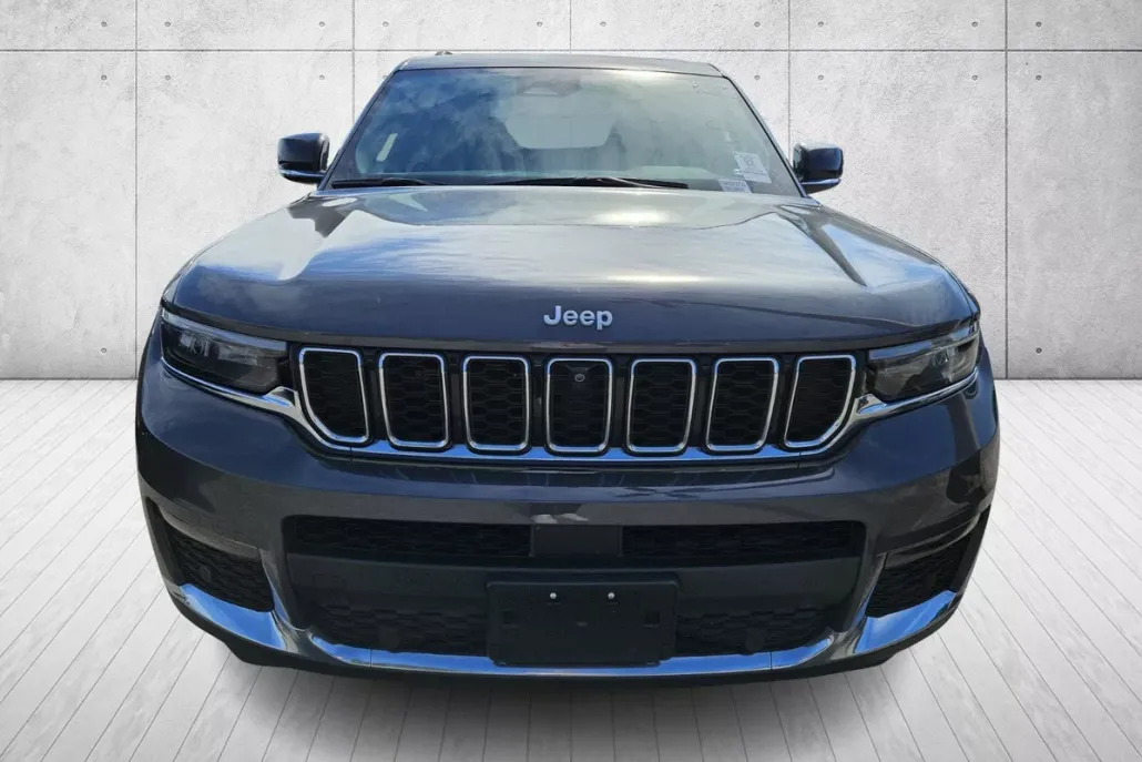 2024 Jeep Grand Cherokee Limited photo 1