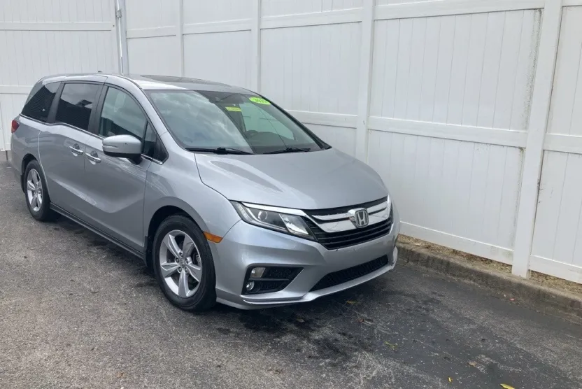 2019 Honda Odyssey EX-L photo 1
