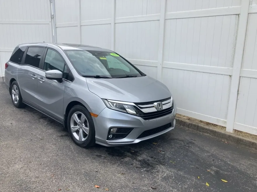 2019 Honda Odyssey EX-L photo 1