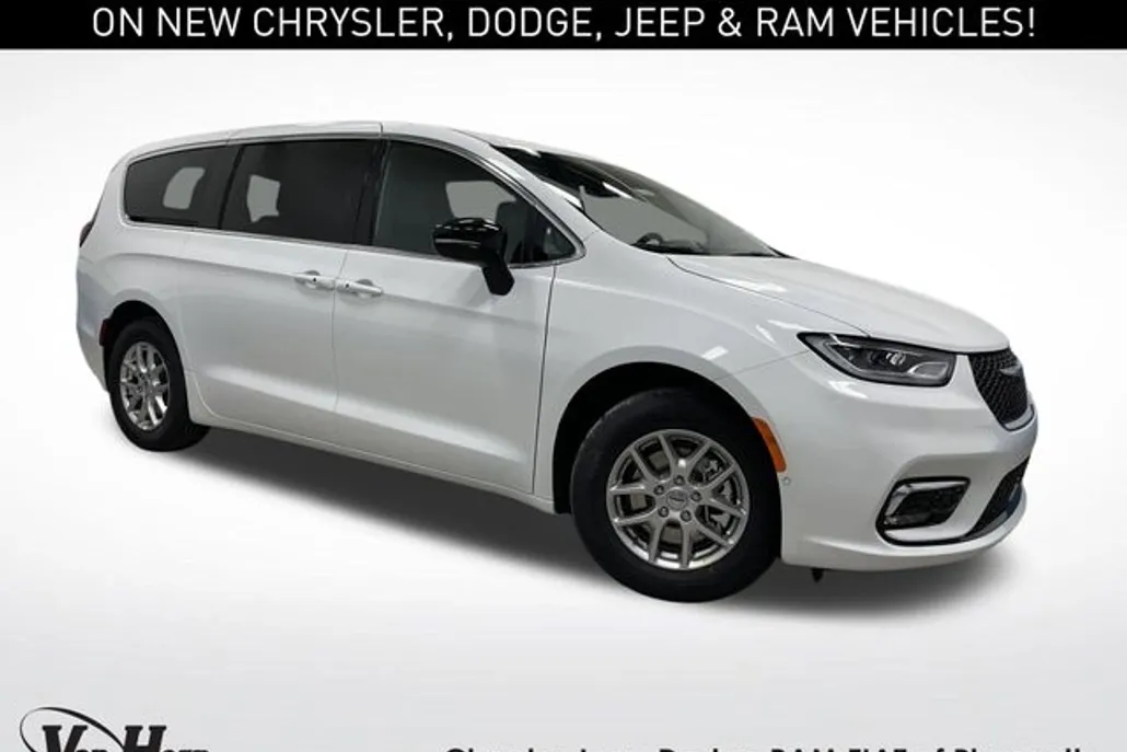 2025 Chrysler Pacifica photo 1