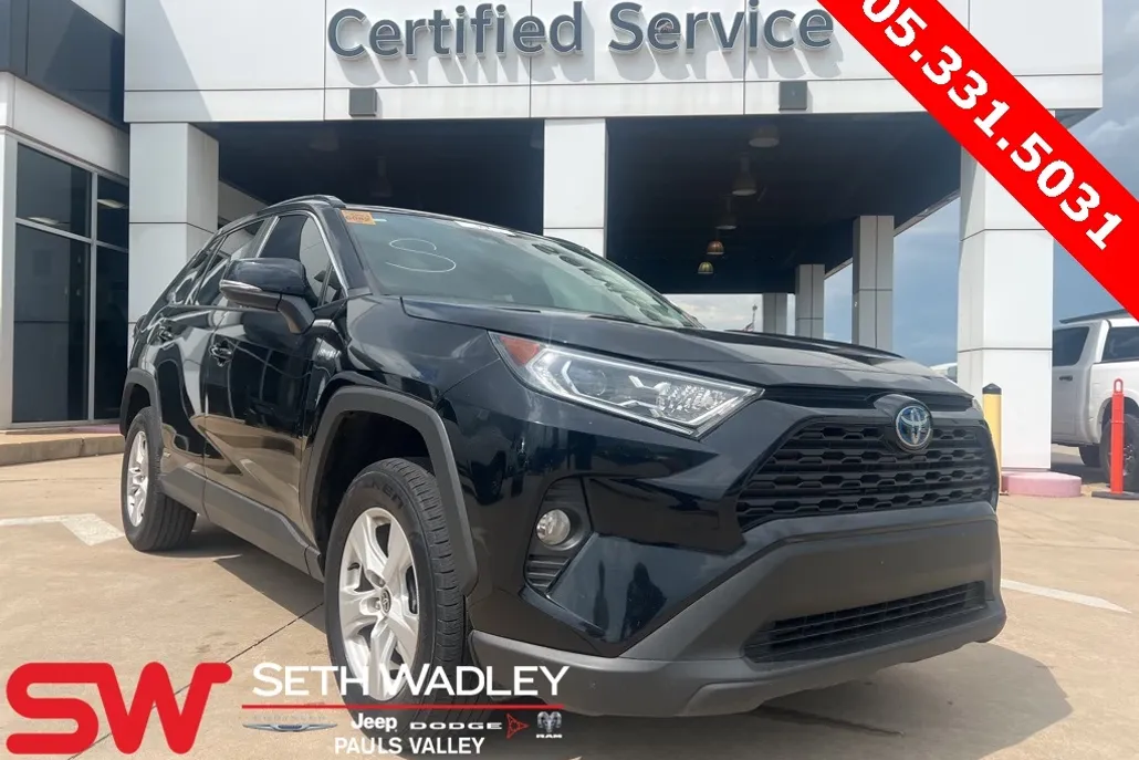2021 Toyota RAV4 Hybrid XLE photo 1