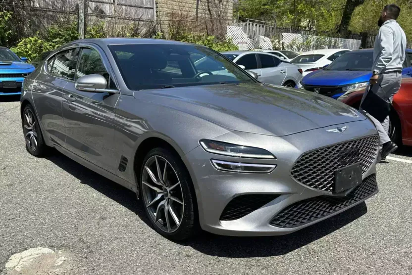 2022 Genesis G70 3.3T photo 1
