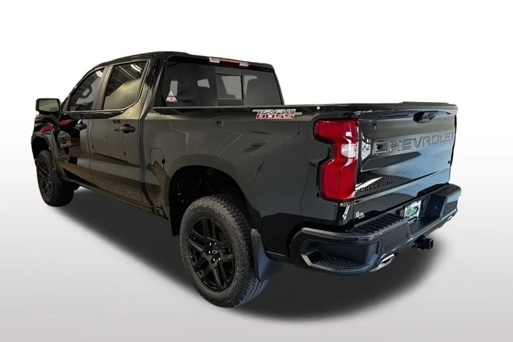 2026 Chevrolet Silverado 1500 LT Trail Boss photo 1