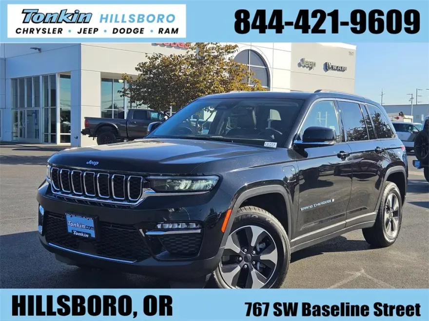 2023 Jeep Grand Cherokee 4xe photo 1