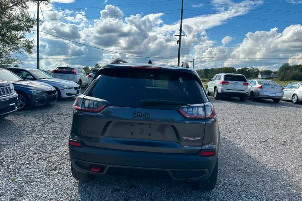 2020 Jeep Cherokee Trailhawk photo 1