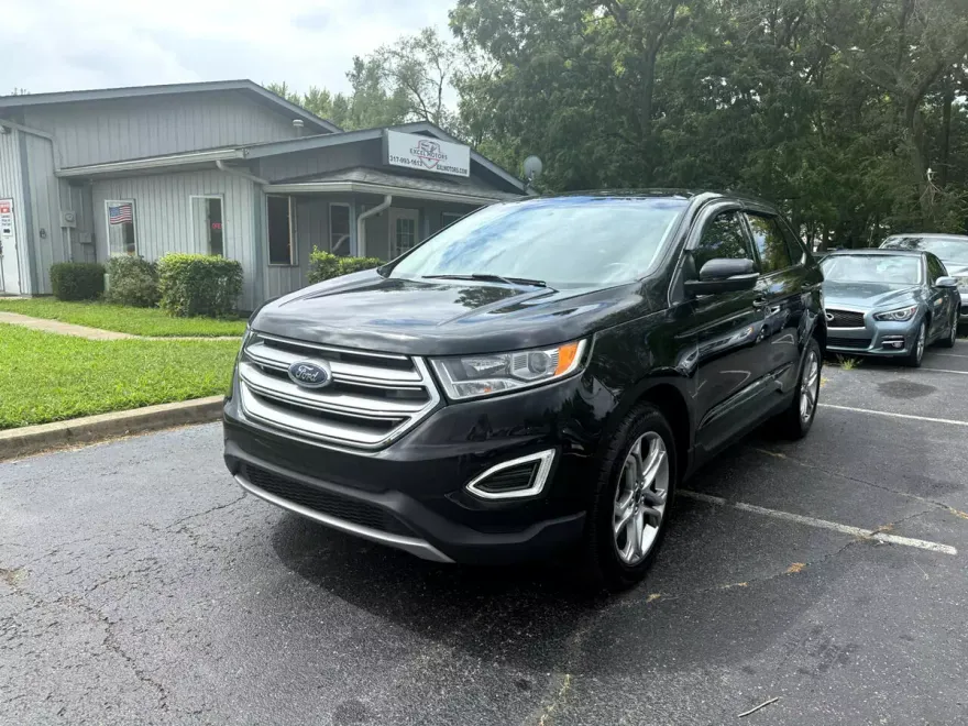 2017 Ford Edge Titanium photo 1