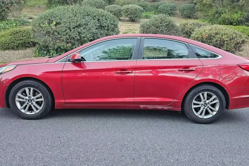 2017 Hyundai Sonata SE Eco photo 1