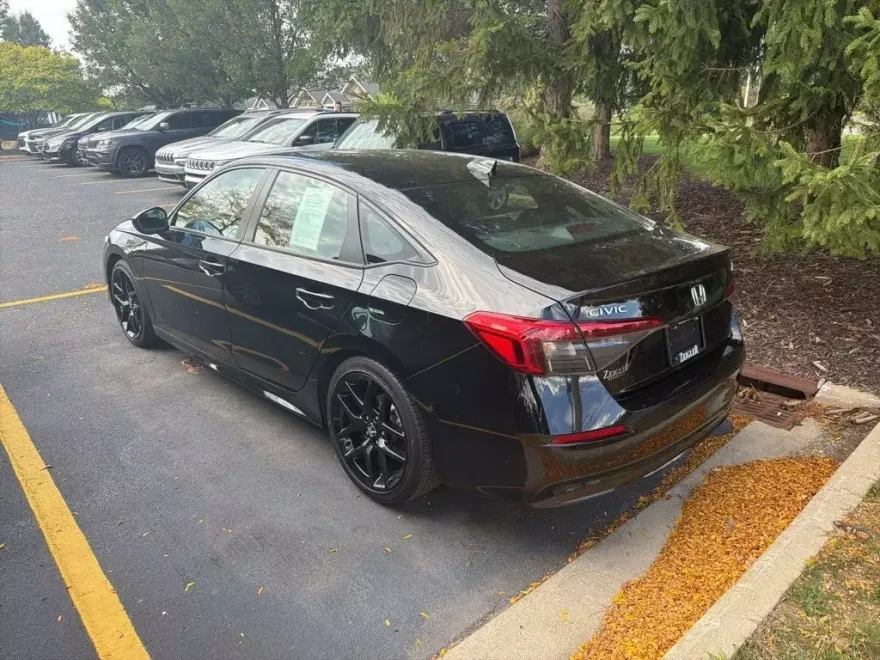 2023 Honda Civic Sport photo 1