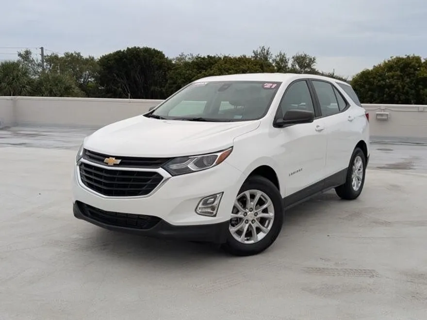 2021 Chevrolet Equinox LS photo 1