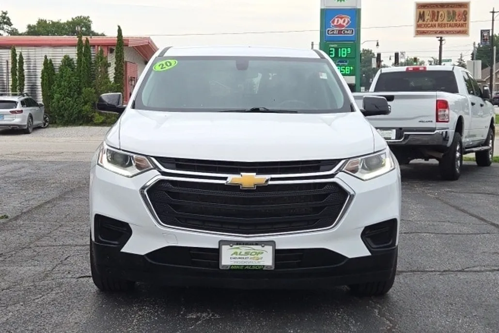 2020 Chevrolet Traverse LS photo 1