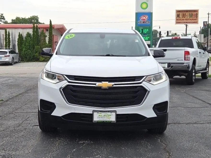 2020 Chevrolet Traverse LS photo 1