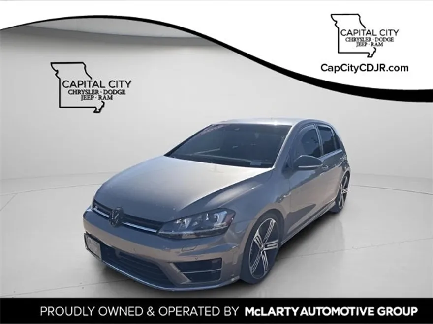 2016 Volkswagen Golf R 4Motion photo 1