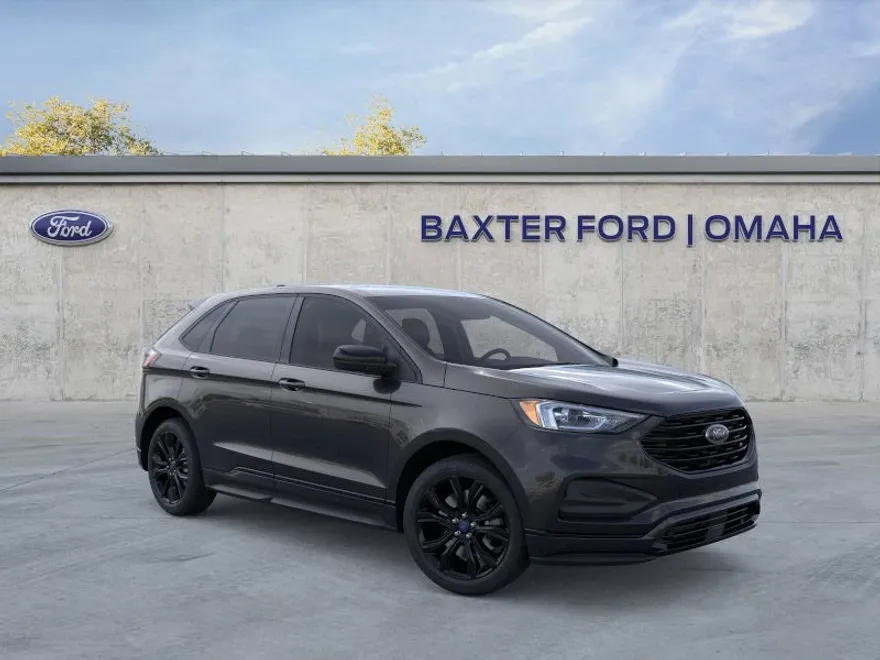 2024 Ford Edge SE photo 1