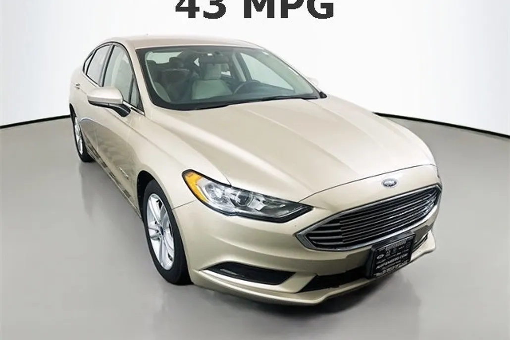 2018 Ford Fusion Hybrid S photo 1