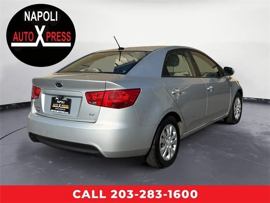 2012 Kia Forte EX photo 1