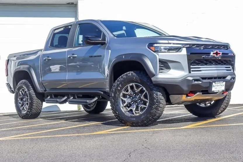 2026 Chevrolet Colorado ZR2 photo 1