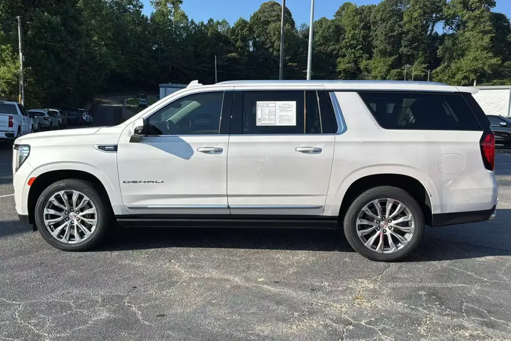 2021 Gmc Yukon XL Denali photo 1