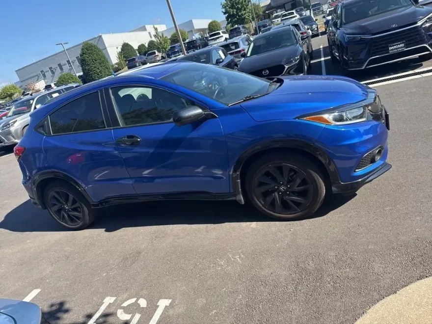 2022 Honda HR-V Sport photo 1